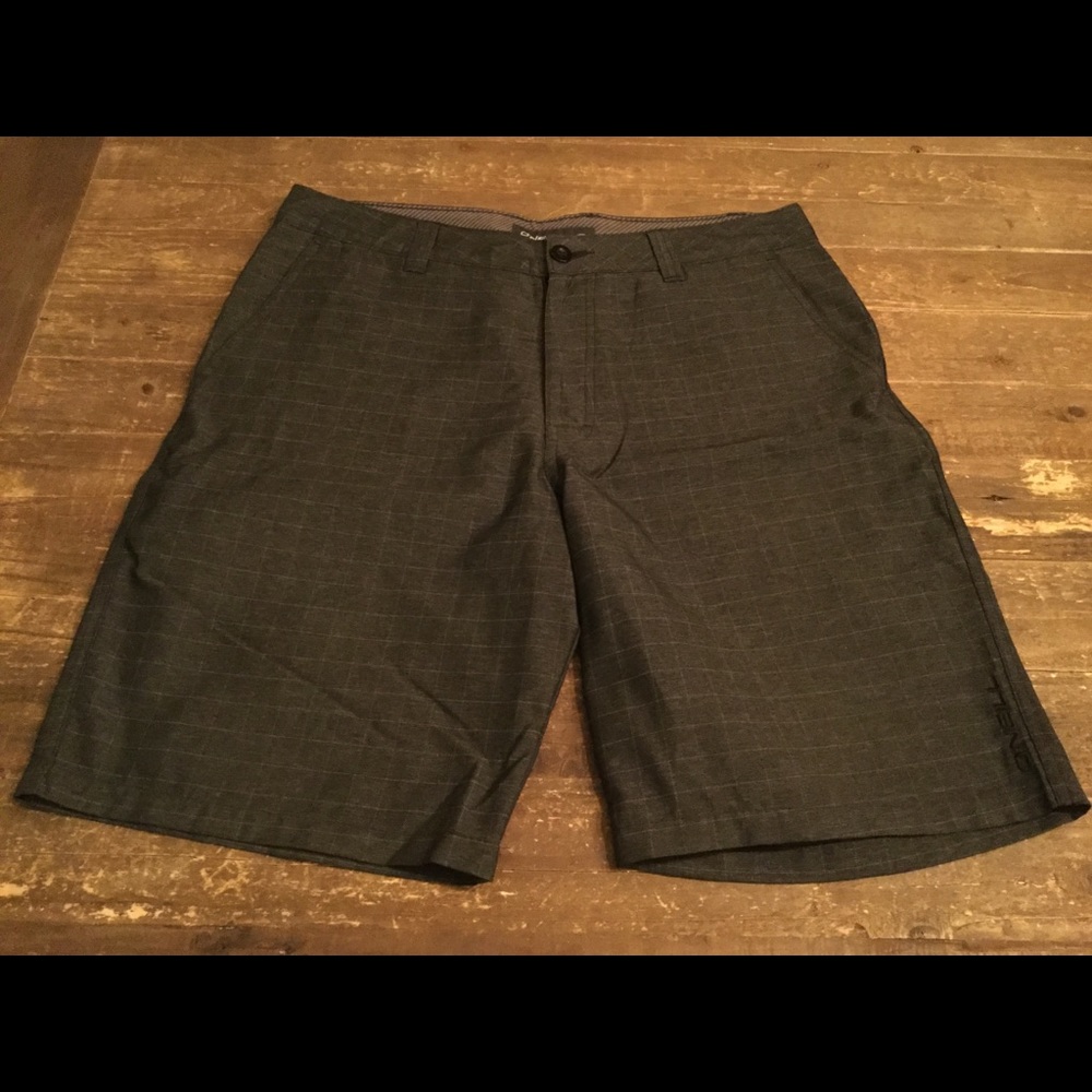 O’Neill plaid pattern shorts (men’s)
